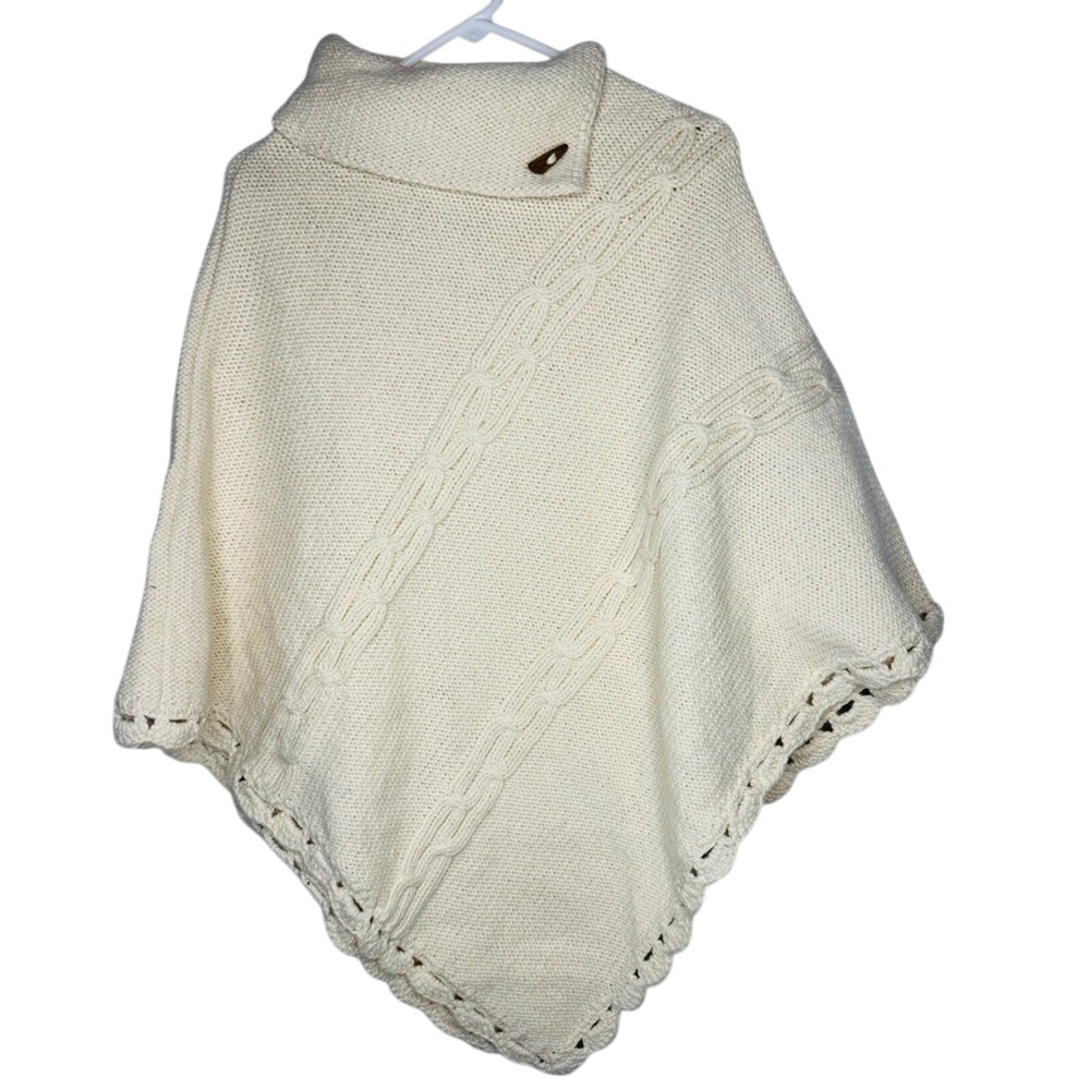 Vintage Flaherty Import Womens Cable Knit Poncho Crochet New England Countryside
